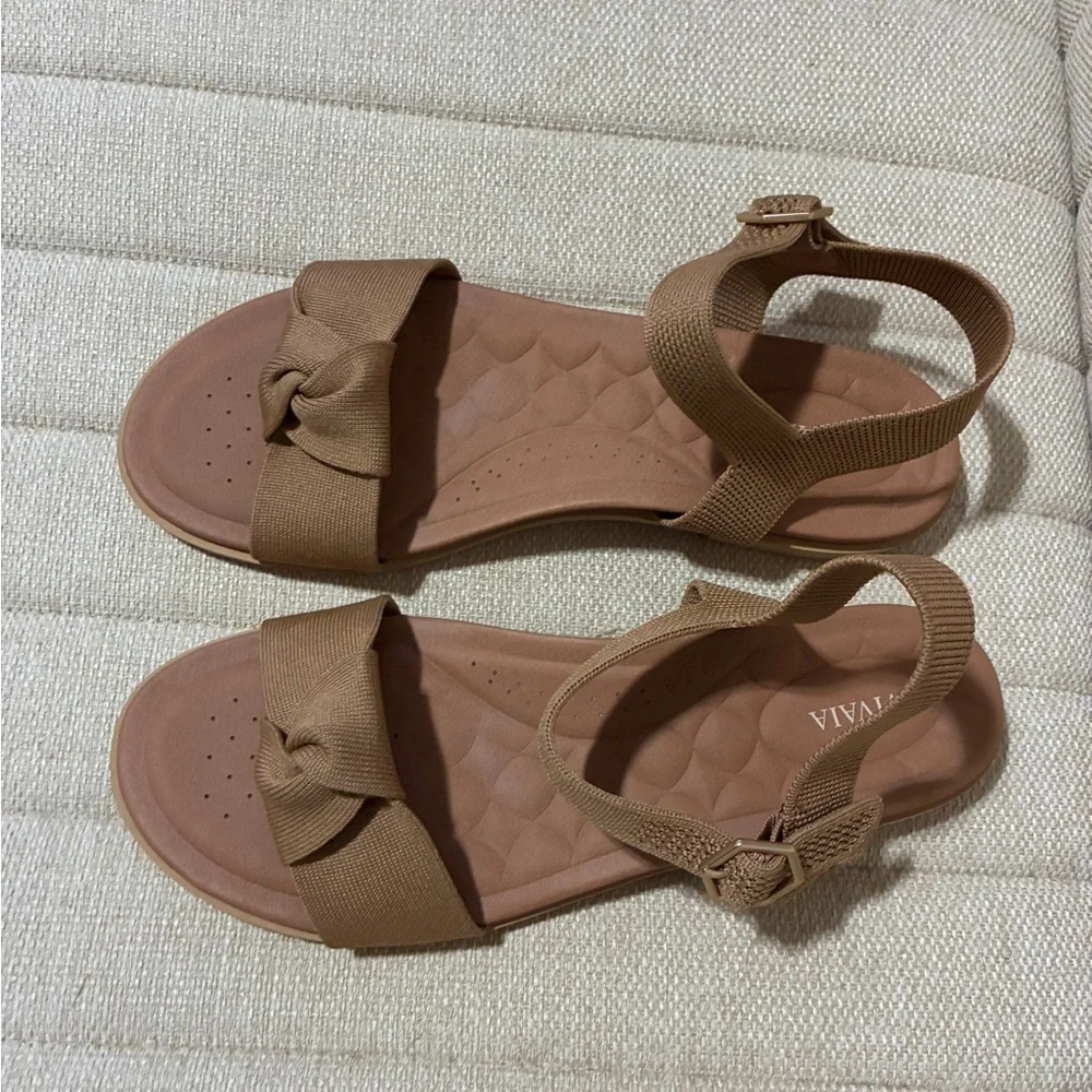 VIVAIA Arch Pro AdaptAll Sandals (Paloma) - Picture 7 of 9